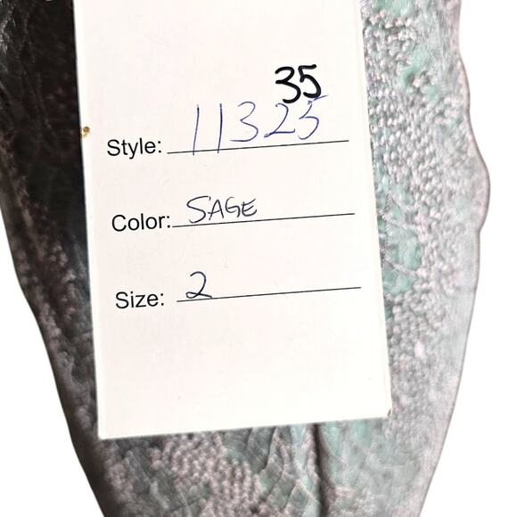 Mac Duggal Embellished Lace High Neck Formal Dress In Sage & Silver Size 2 NWT - Picture 7 of 14